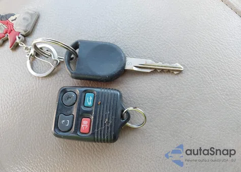 2005 Ford Expedition Limited from USA, damaged, VIN 1FMFU19585LA38533